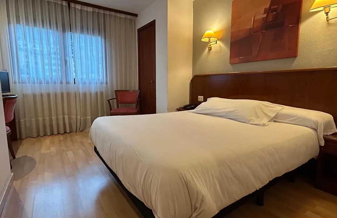 Hotel Unzaga Plaza-1