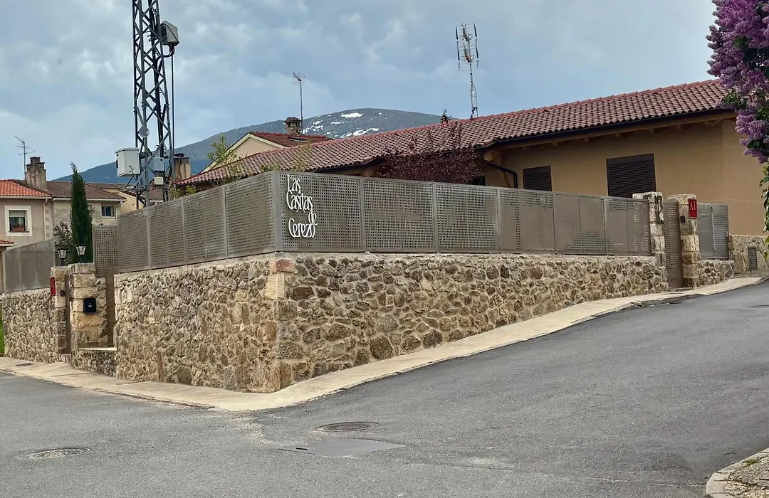Las Casitas de Cerezo-1