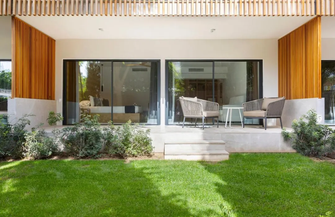 Las Gaviotas Suites Hotel & Spa-1