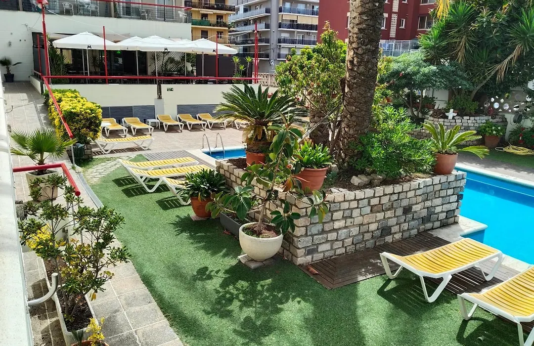 Apartaments Mar Blau Calella-1