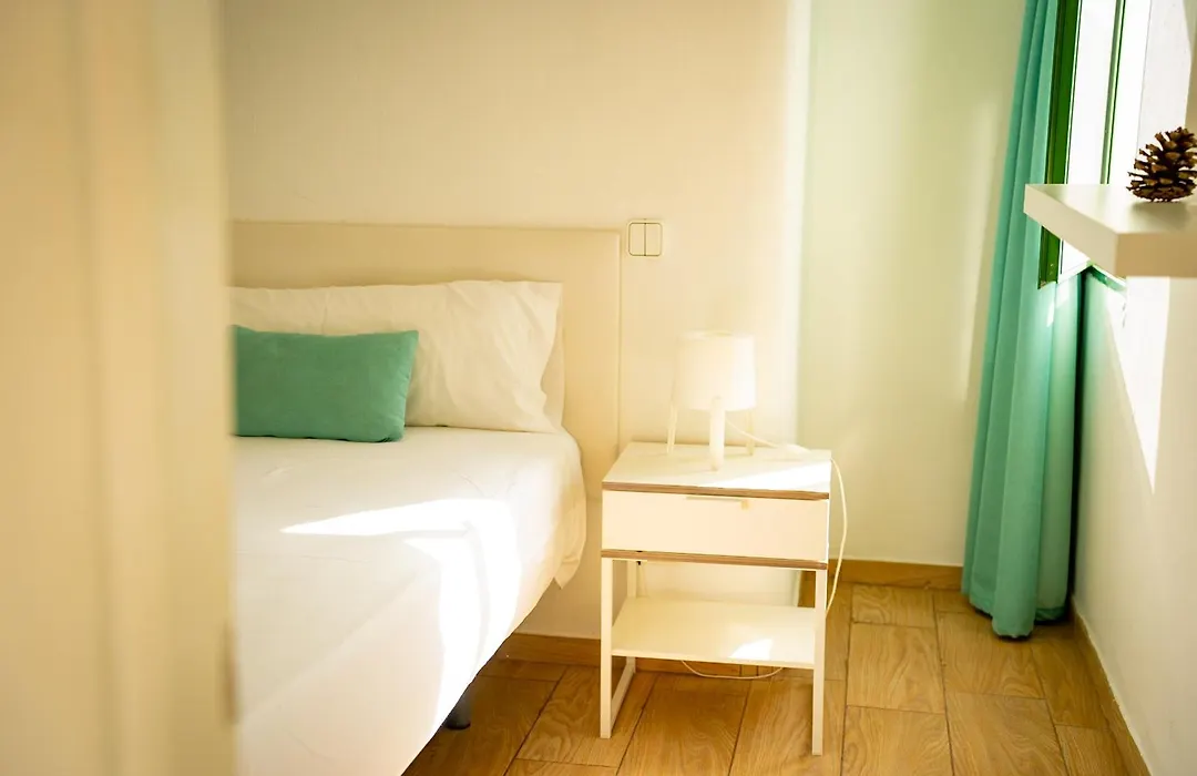 Apartamentos Halley-1