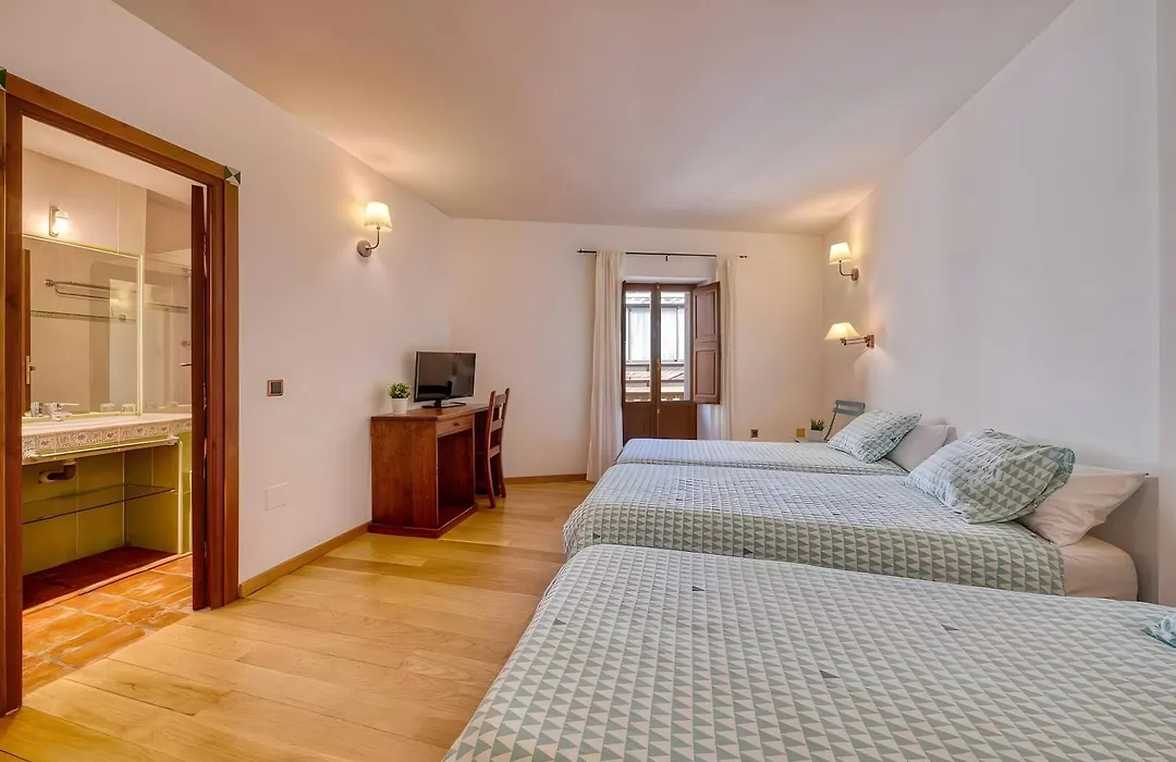 Casa Cuesta del Reloj-1