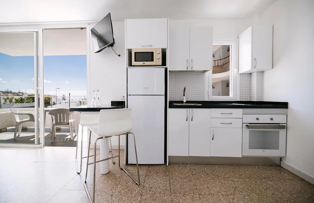 Apartamentos Tarahal-1