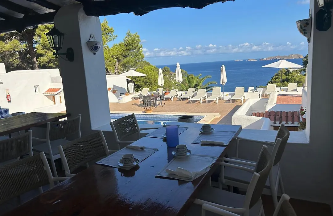 Hostal Cala Moli-1