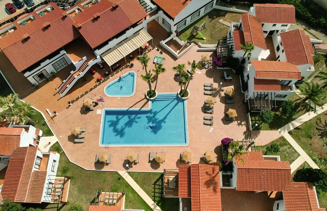 Nuramar Aparthotel-1