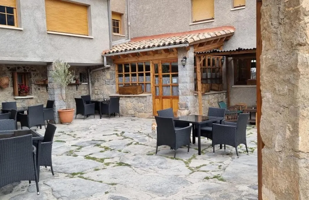 Hostal Rural Cal Xic Saldes-1