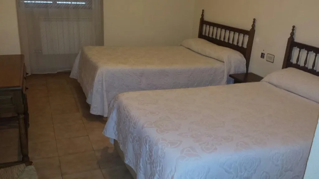 Hostal Botafumeiro-1