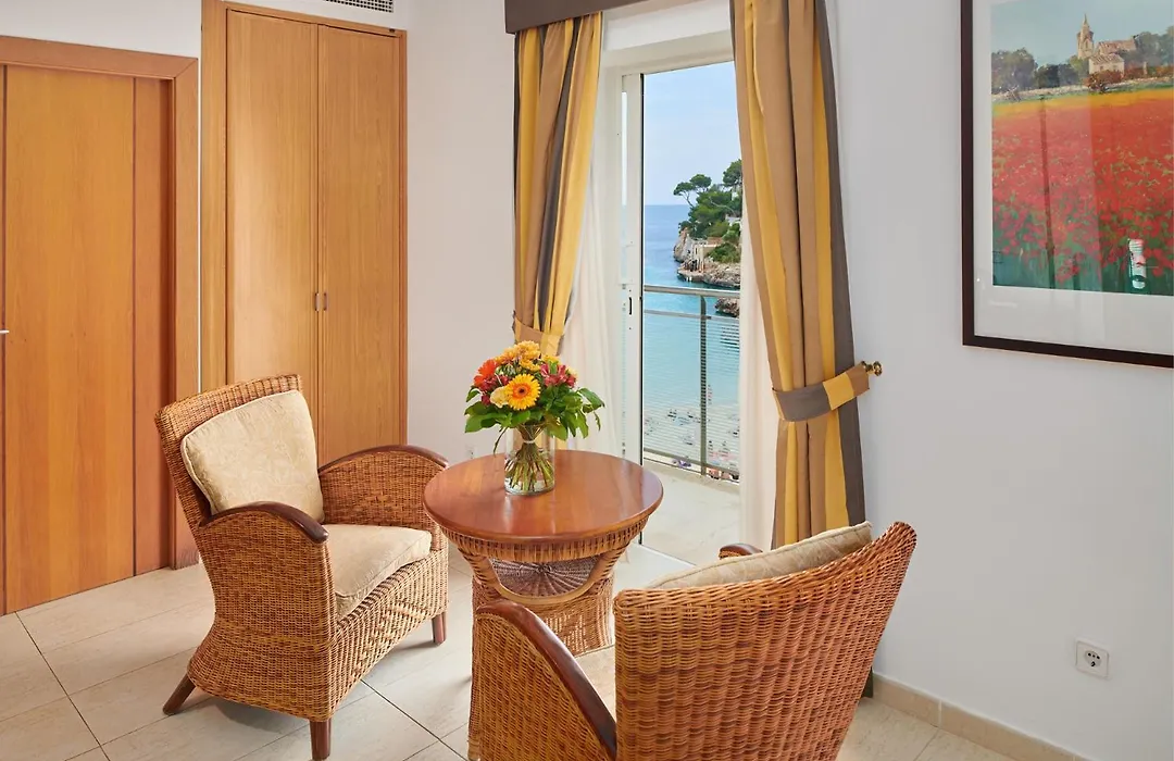 Hotel Apartamentos Cala Santanyi-1