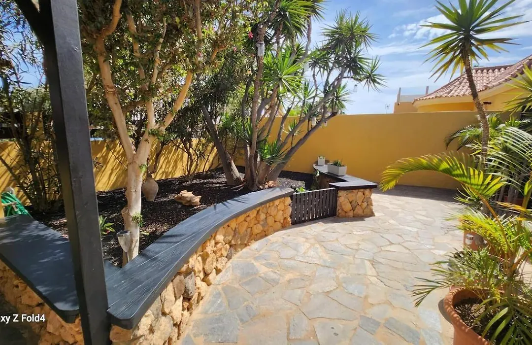Aurora Mari Villa Your Dream Steps From The Ocean Shore-1