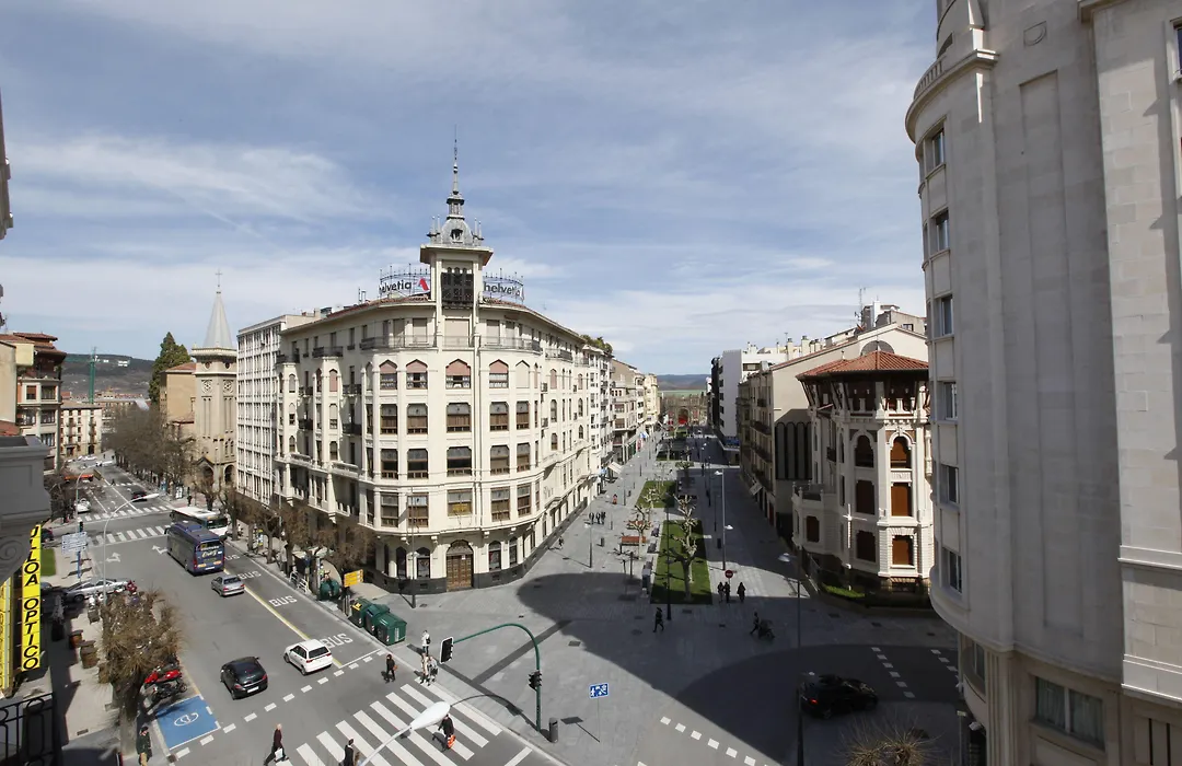 Hotel Yoldi-1