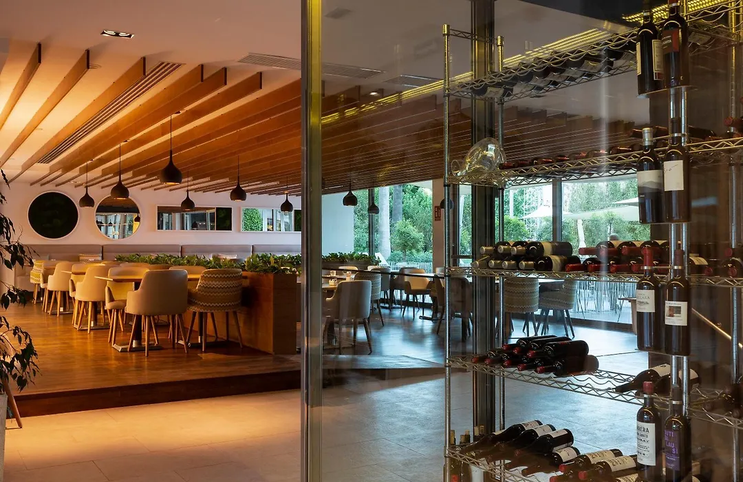 Aimia Hotel-1