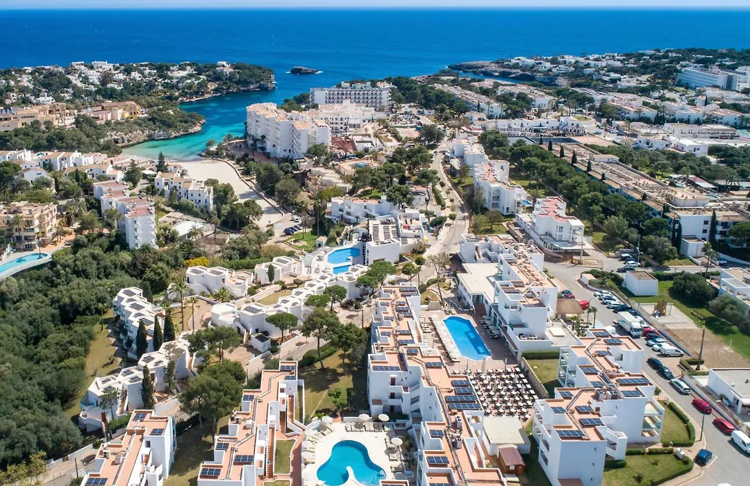 Marsenses Ferrera Blanca Hotel Family-1