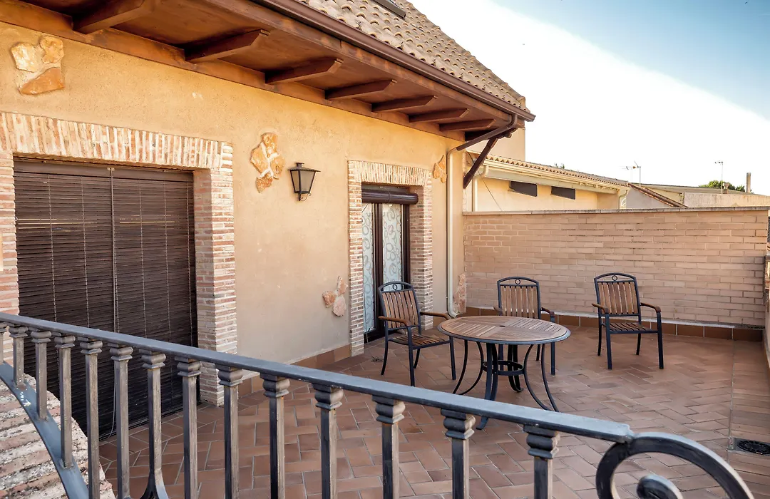 Hotel Doña Manuela-1
