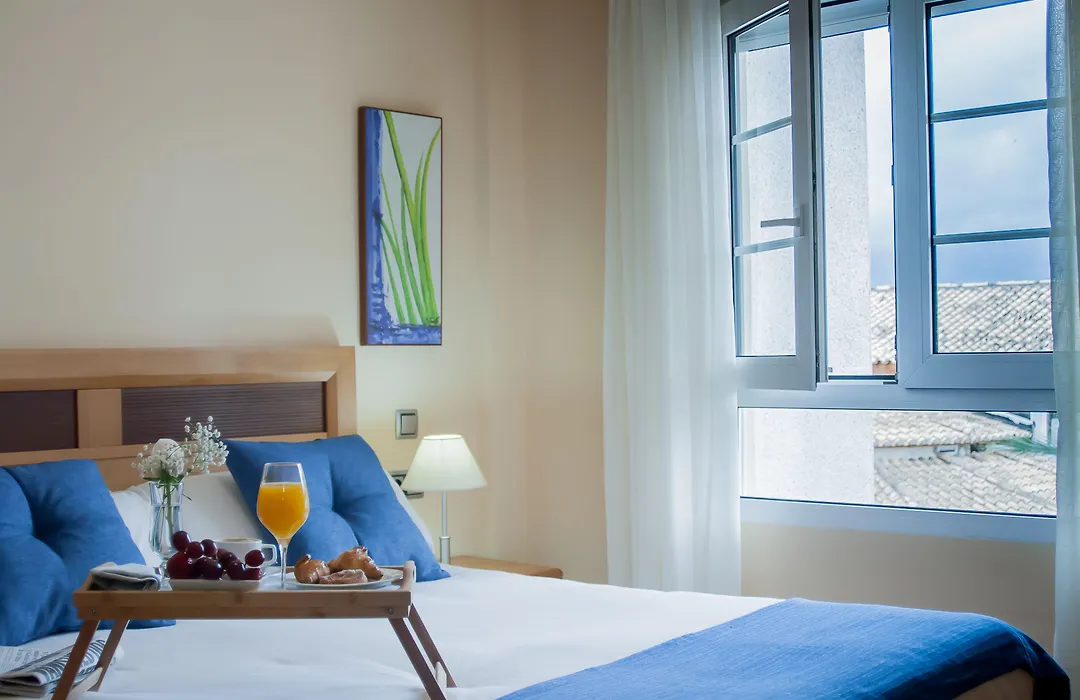Ona Ogisaka Garden-1