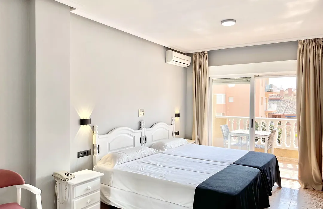 Hotel Parquemar-1