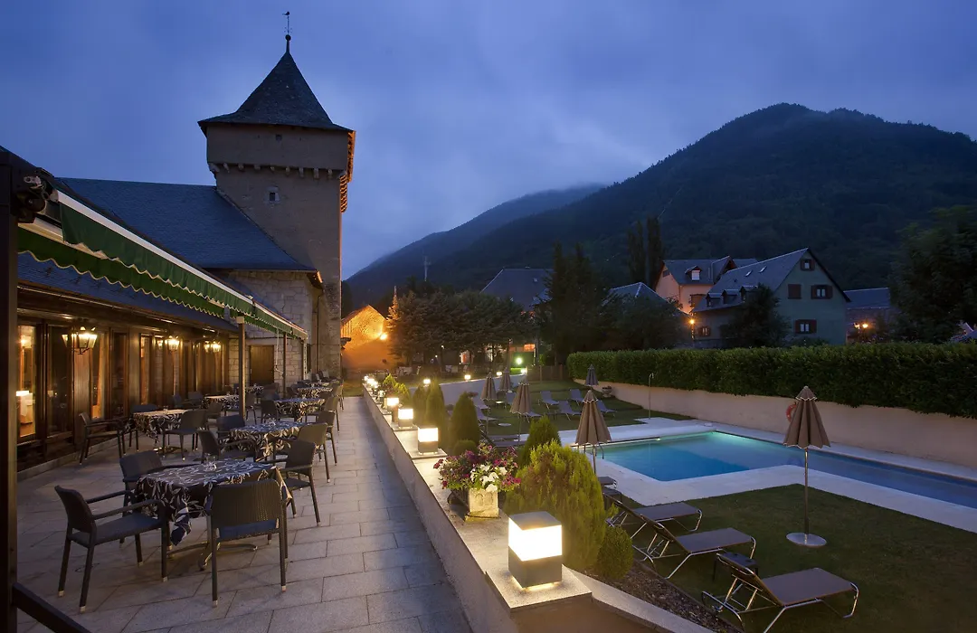 Parador De Arties-1