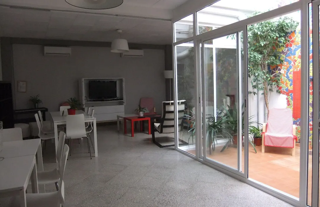 Hostal Five Gates-1