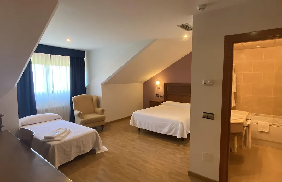 Hotel Cristina-1