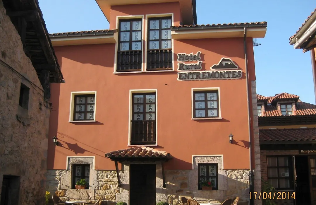 Hotel Rural Entremontes-1
