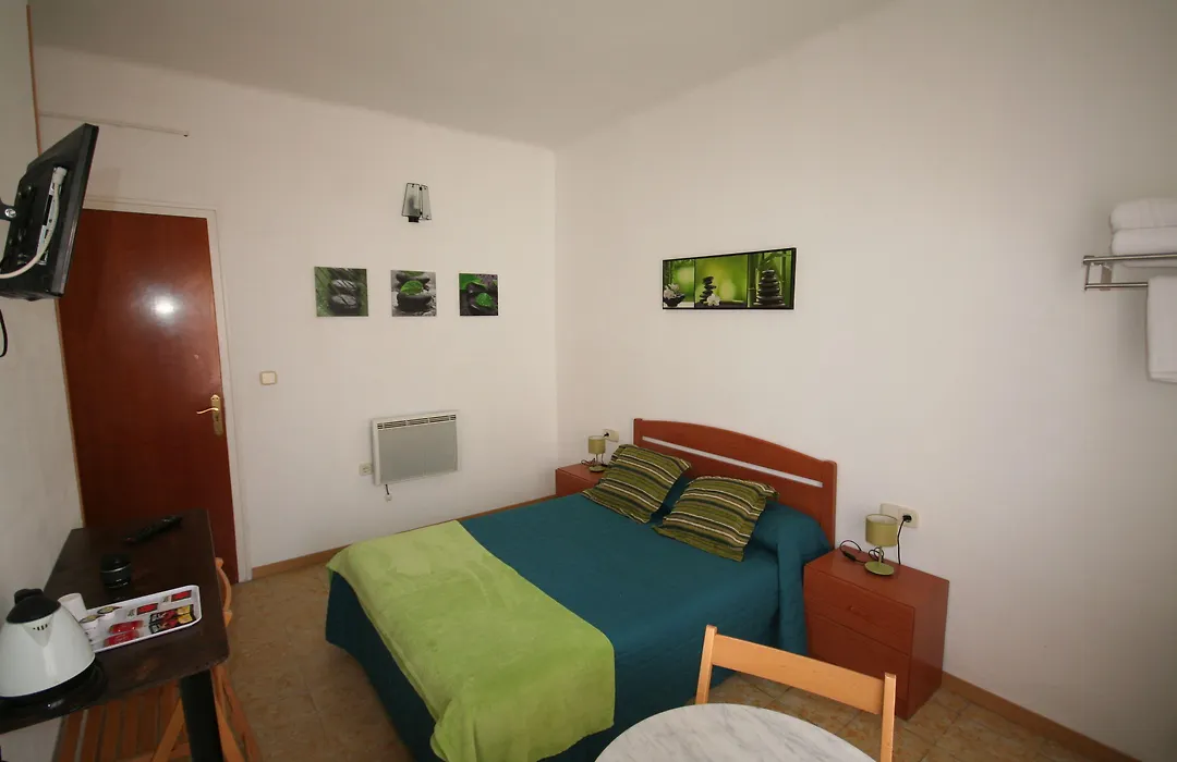 Hostal Juventus-1