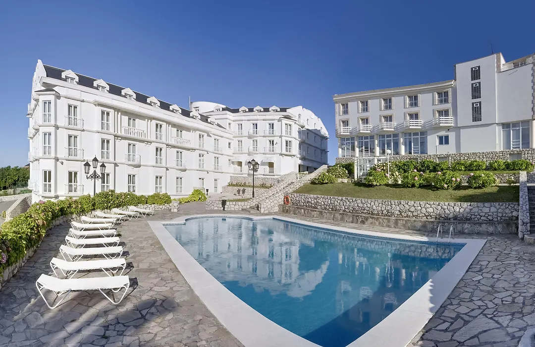 Hotel Suances-1
