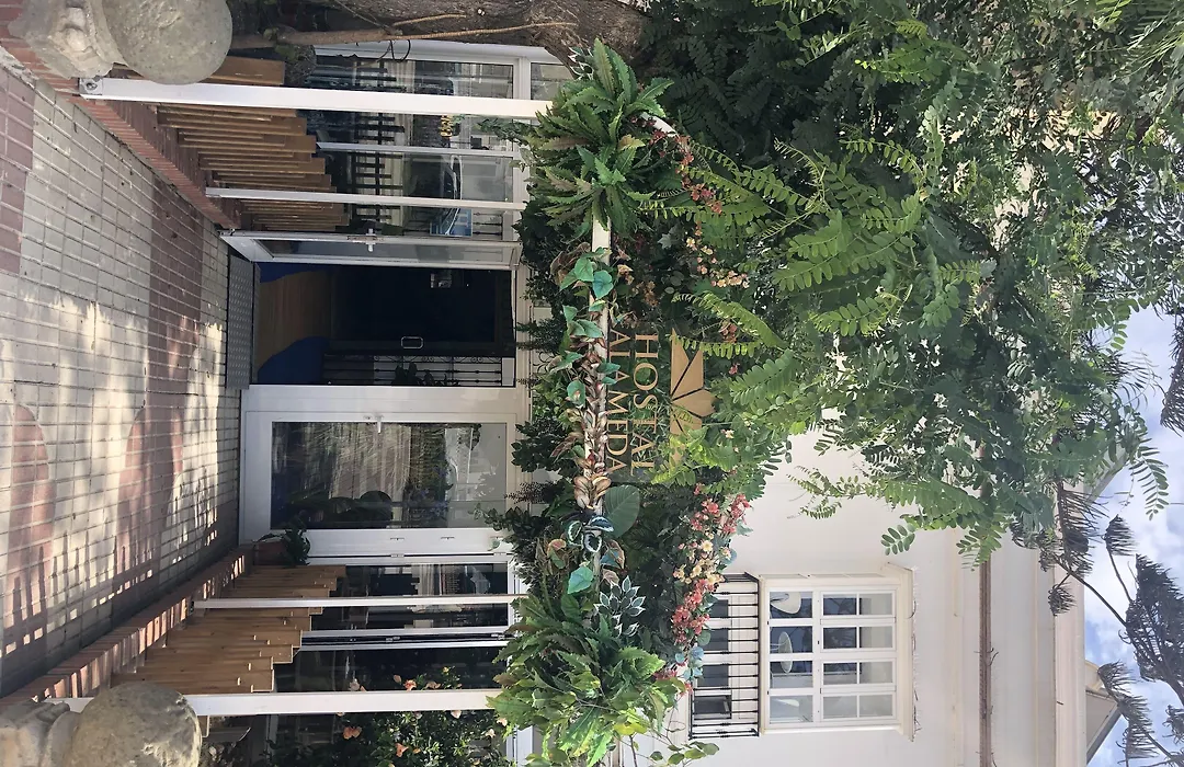 Alameda Hostal Boutique-1