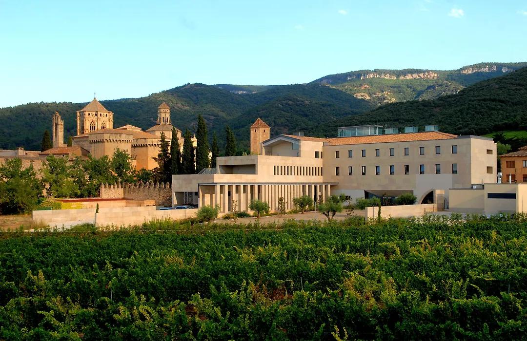 Hostatgeria De Poblet-1