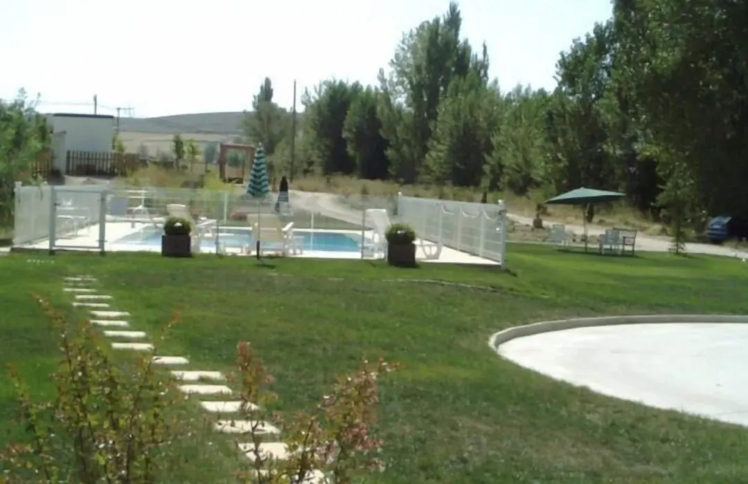 Hotel Santa Coloma Del Camino-1
