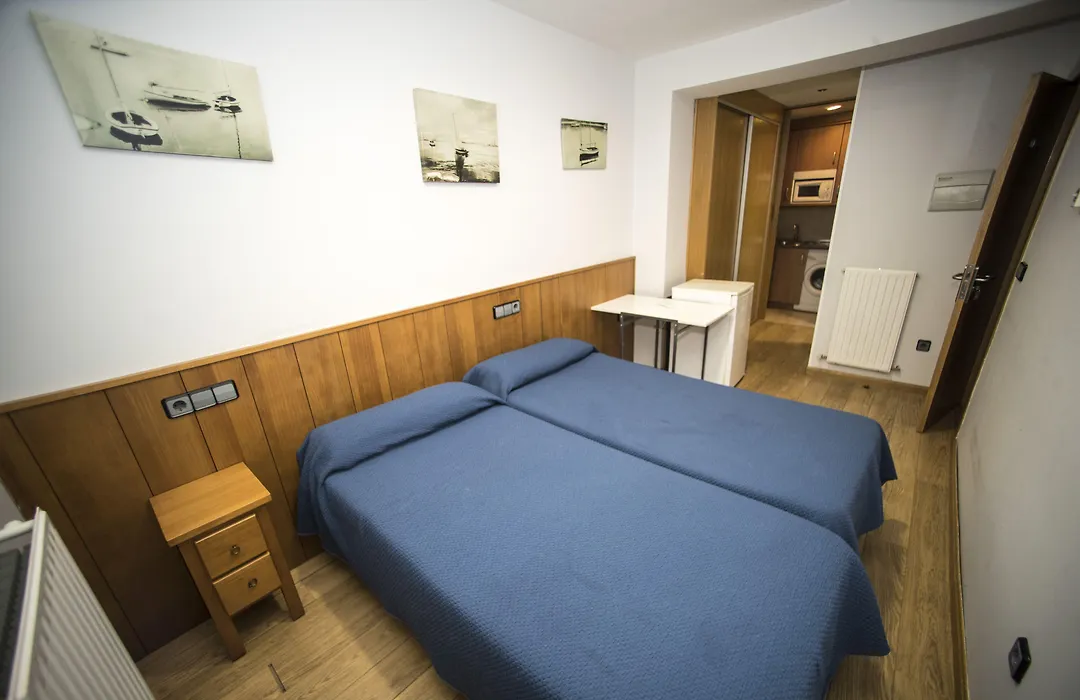 Hostal Caballeros-1