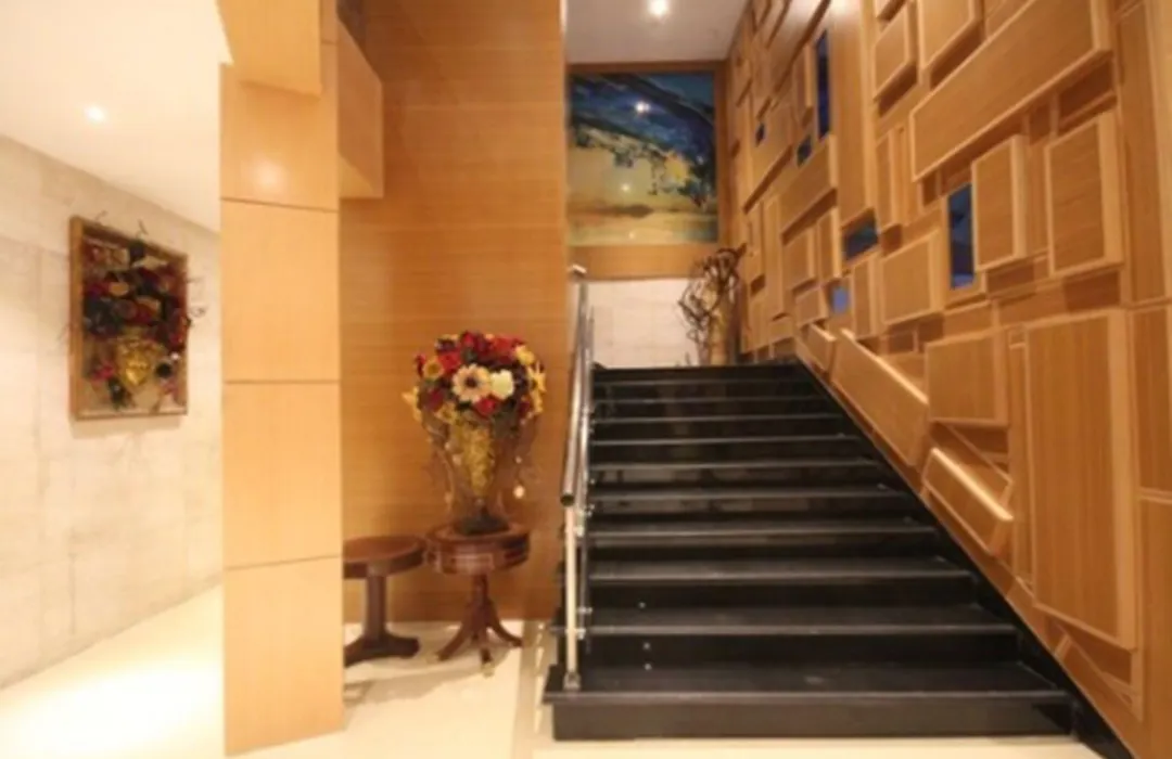 Menoir Dorsett Madrid Leganes-1