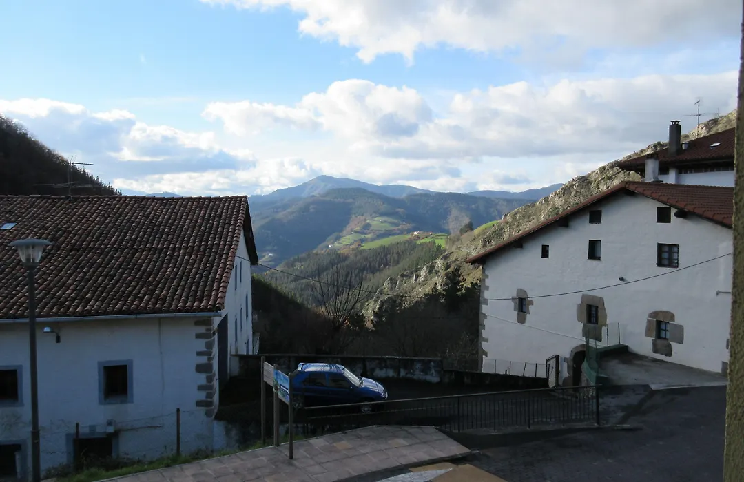Beizamako Aterpetxea - Albergue Turistico de Beizama-1
