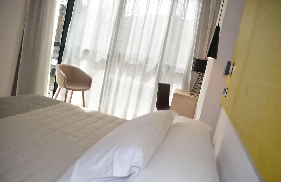 Hotel Bilbao Plaza-1