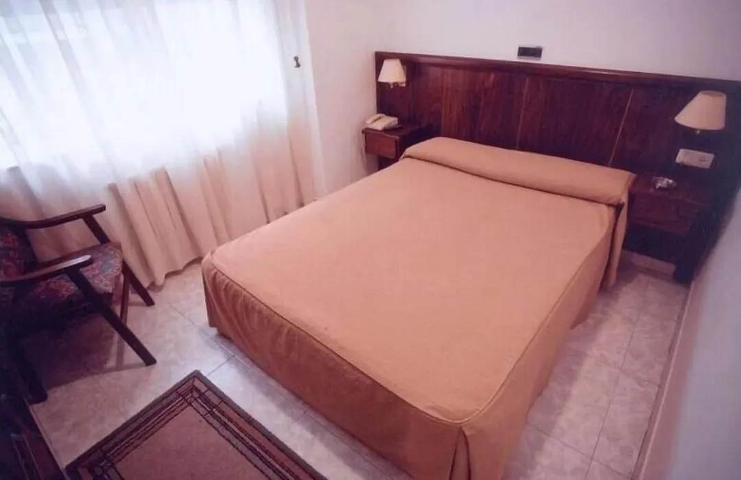 Hostal Linar-1