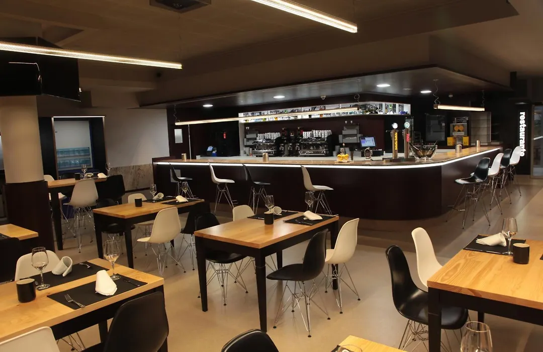 Hotel San Cibrao-1