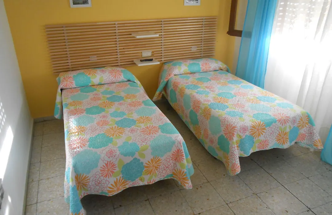 Hostal Avenida-1