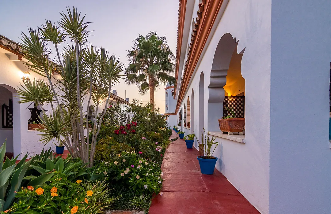 Hostal Alhambra-1