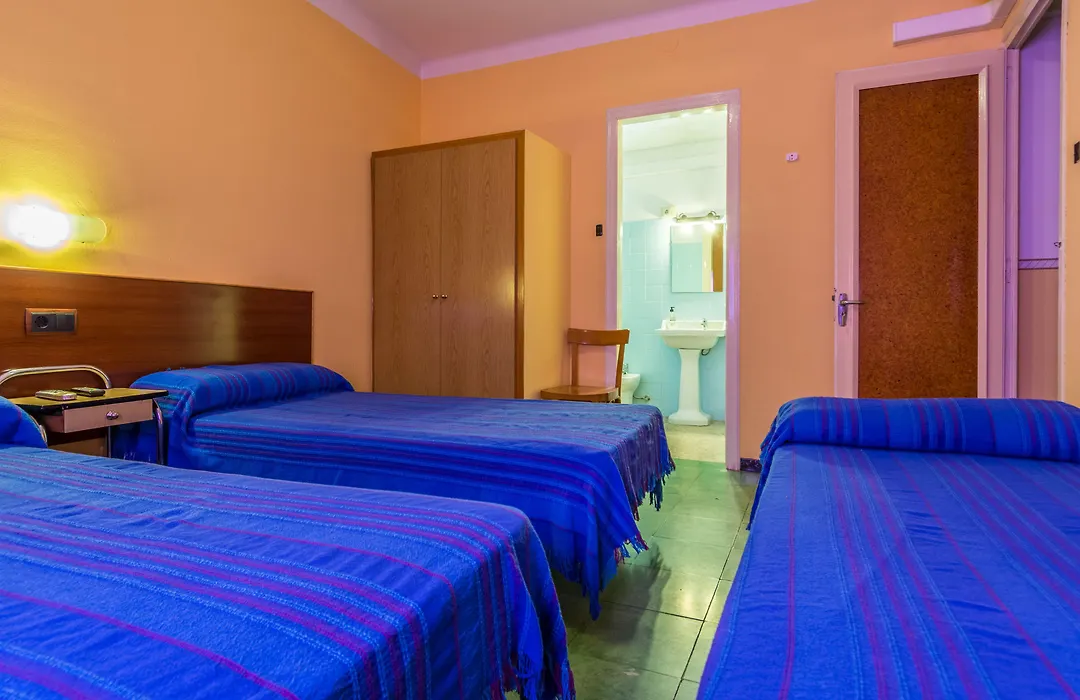 Hostal Urgell-1