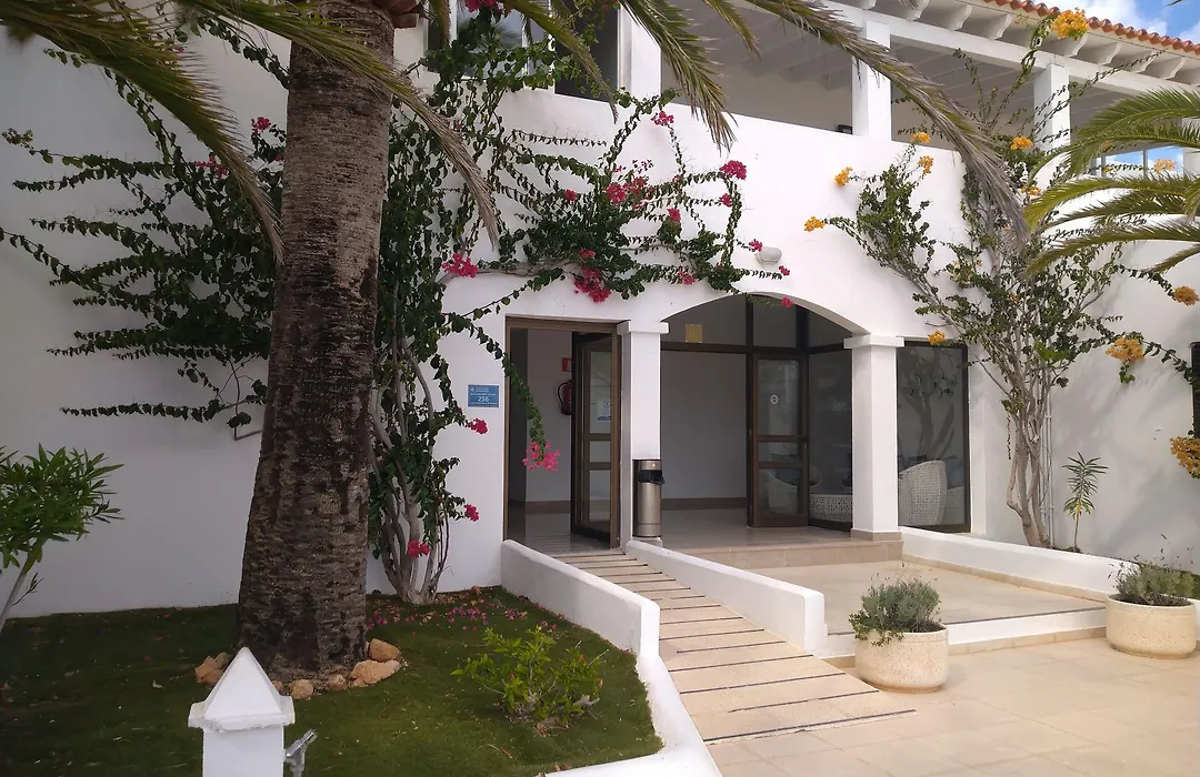 Hotel Roca Bella-1