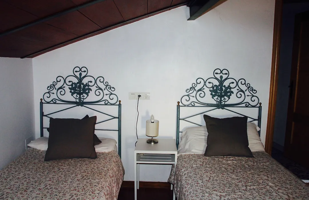 Hostel El Lago, Caceres-1