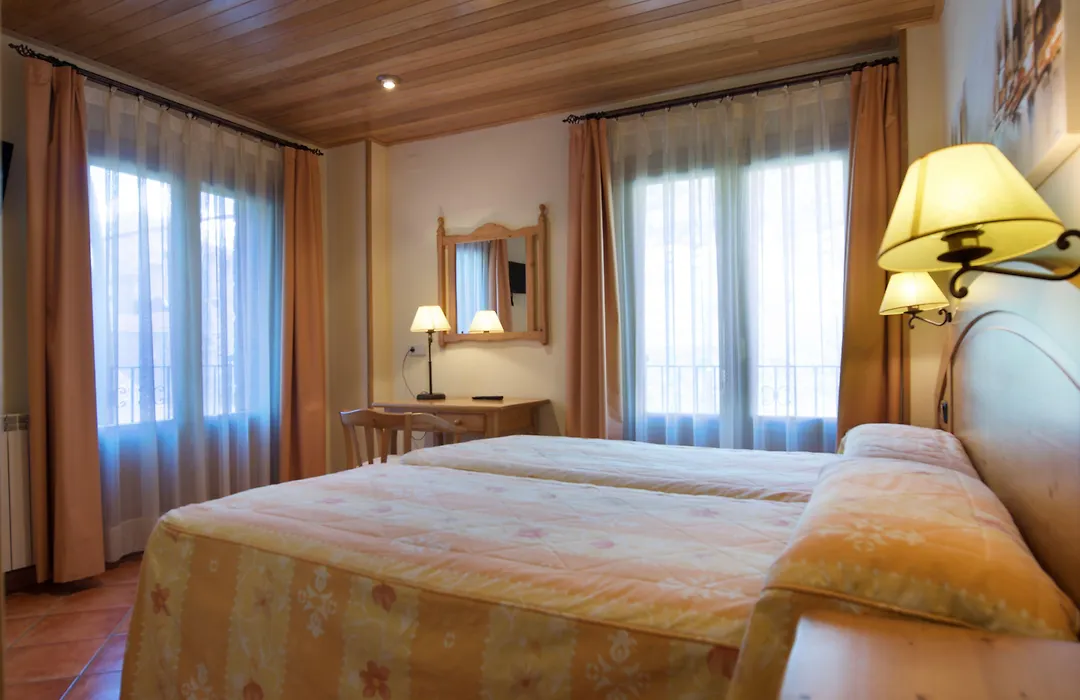 Hostal Pey-1