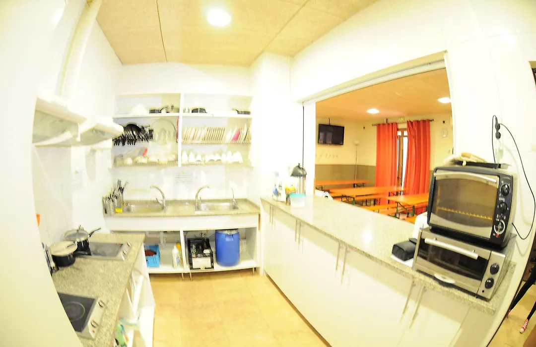 Be Zaragoza Hostel-1