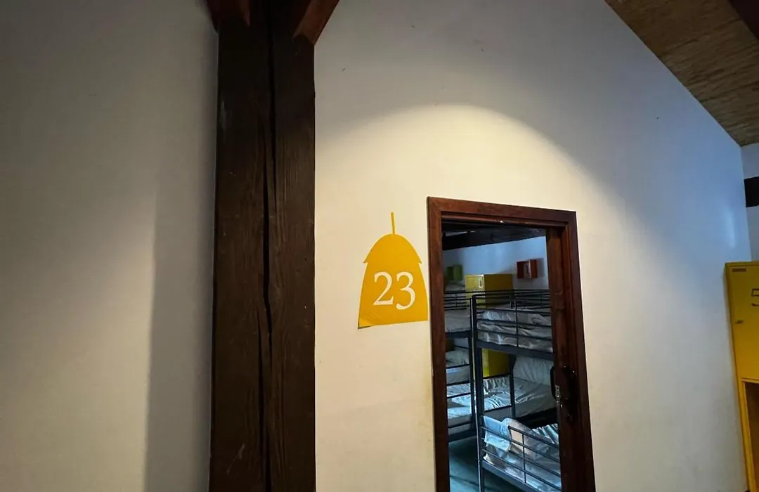 Albergue De Lastur-1