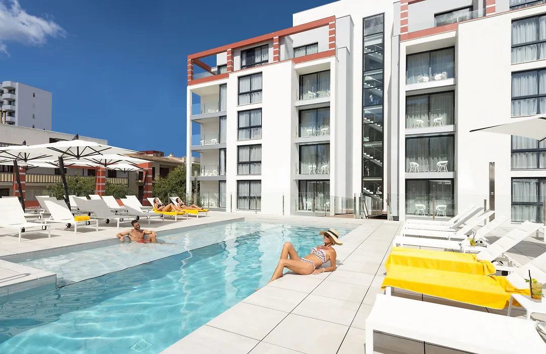 Kyrat Amarac Suites-1
