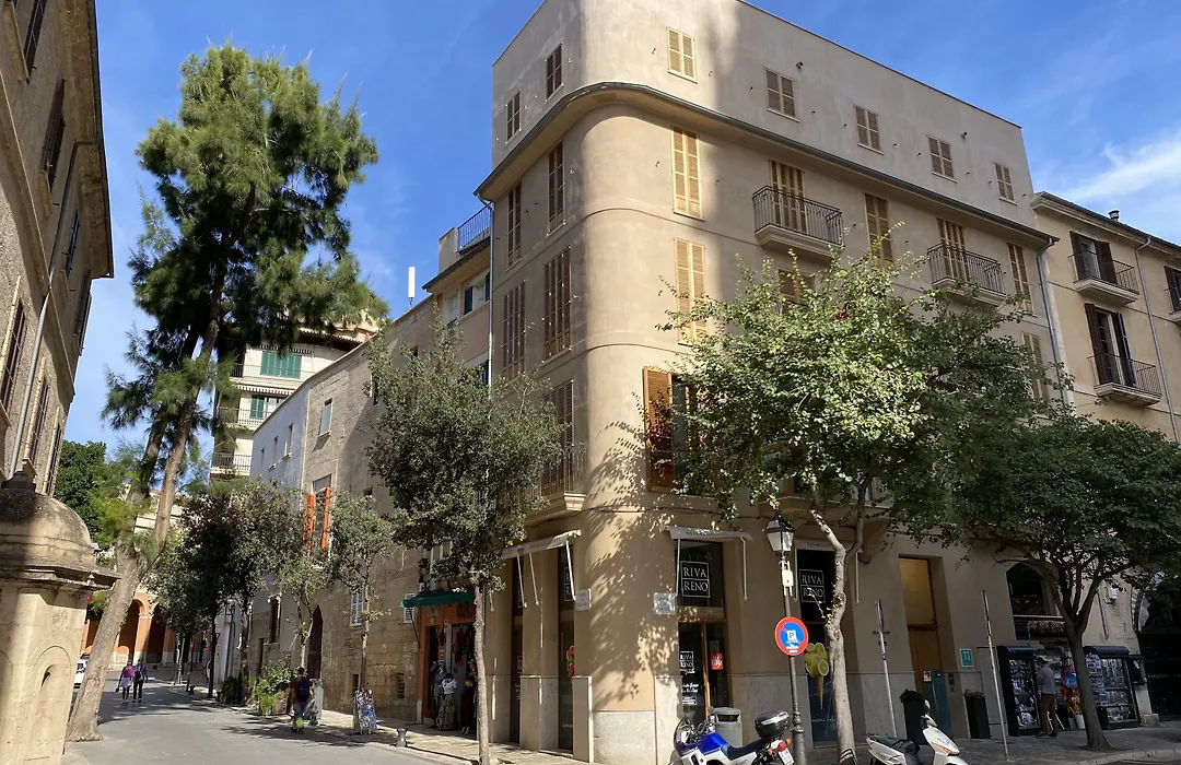 Vila Damunt-1