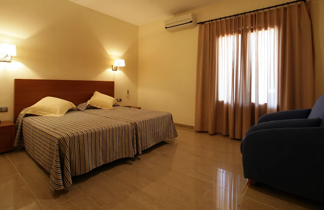 Hotel Sa Riera-1