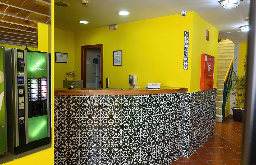 Hotel H28 Camas-1