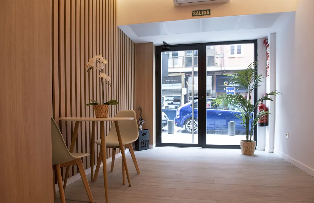 Bilbao Rooms & Kitchen Zorroza-1