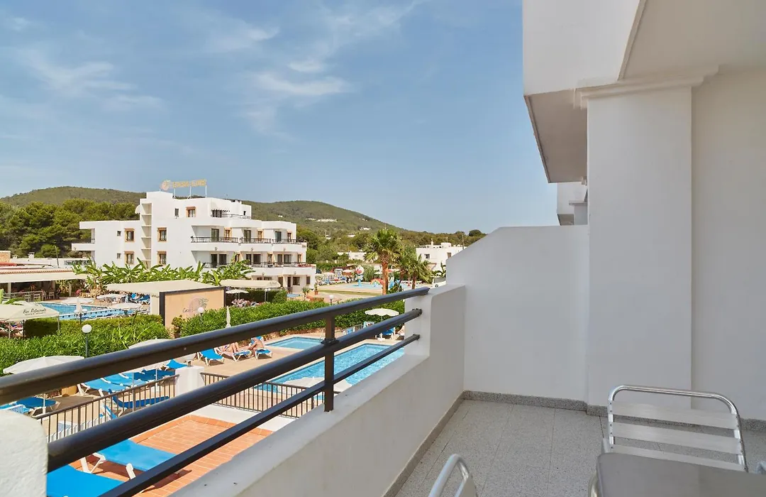 Invisa Aparthotel Casa Luis-1
