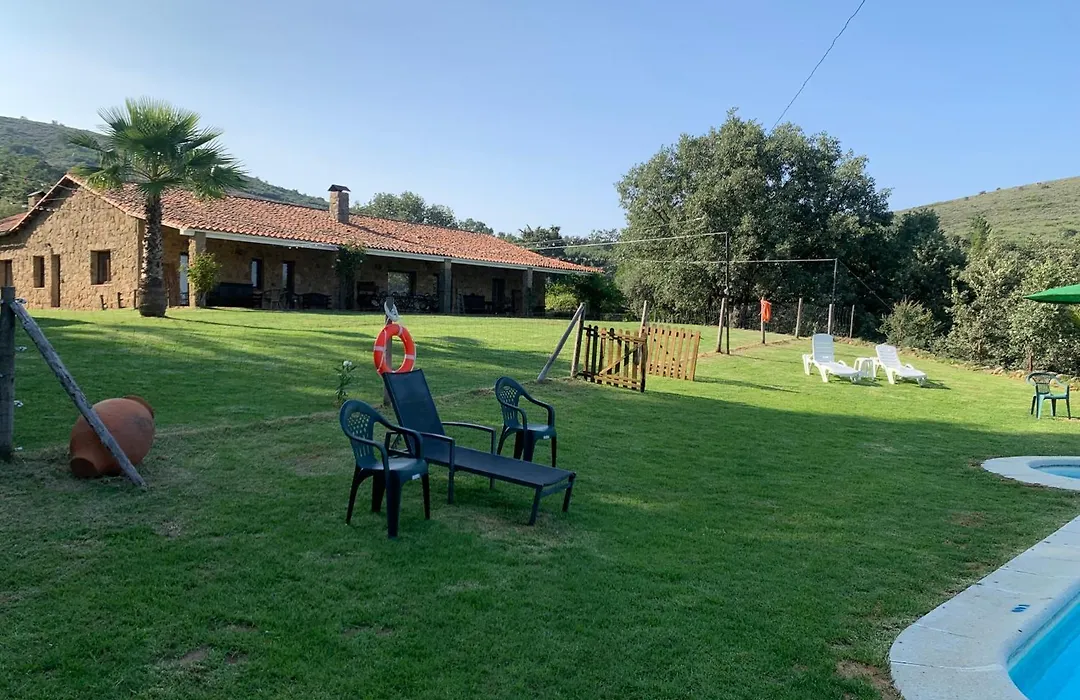Casa Rural Los Robles-1