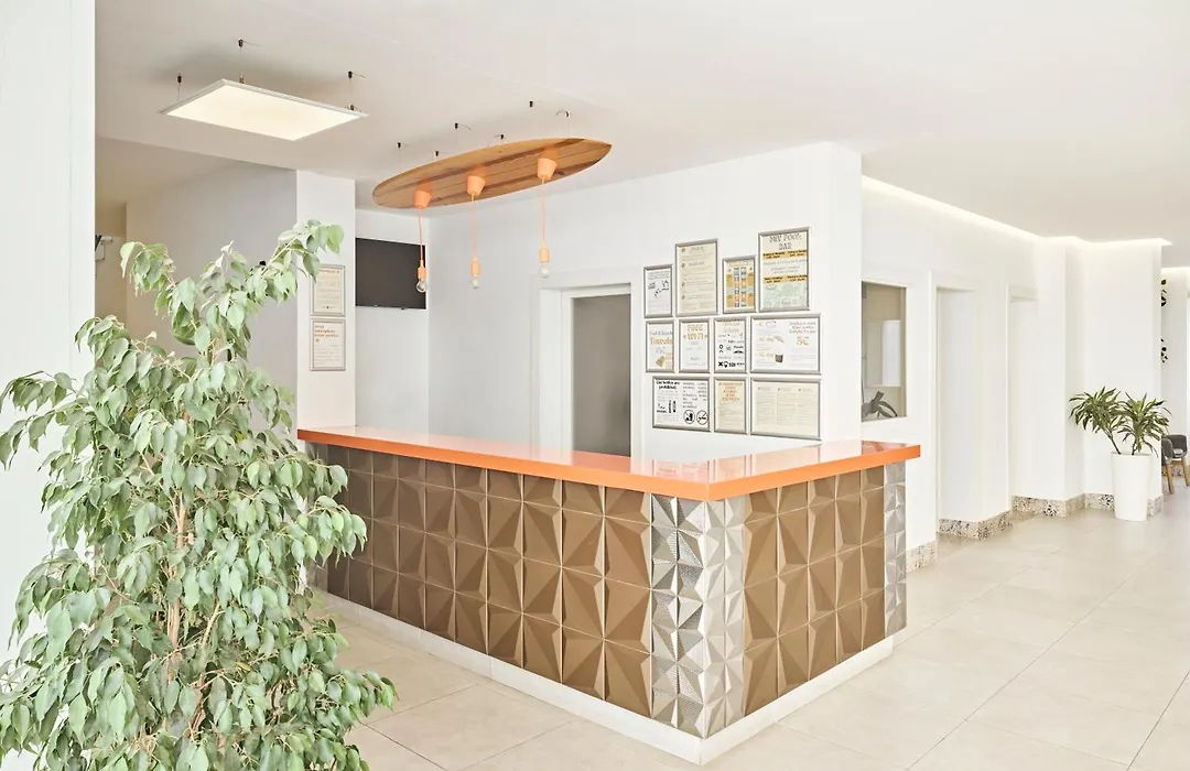 Apartamentos Mar I Vent (Adults Only)-1
